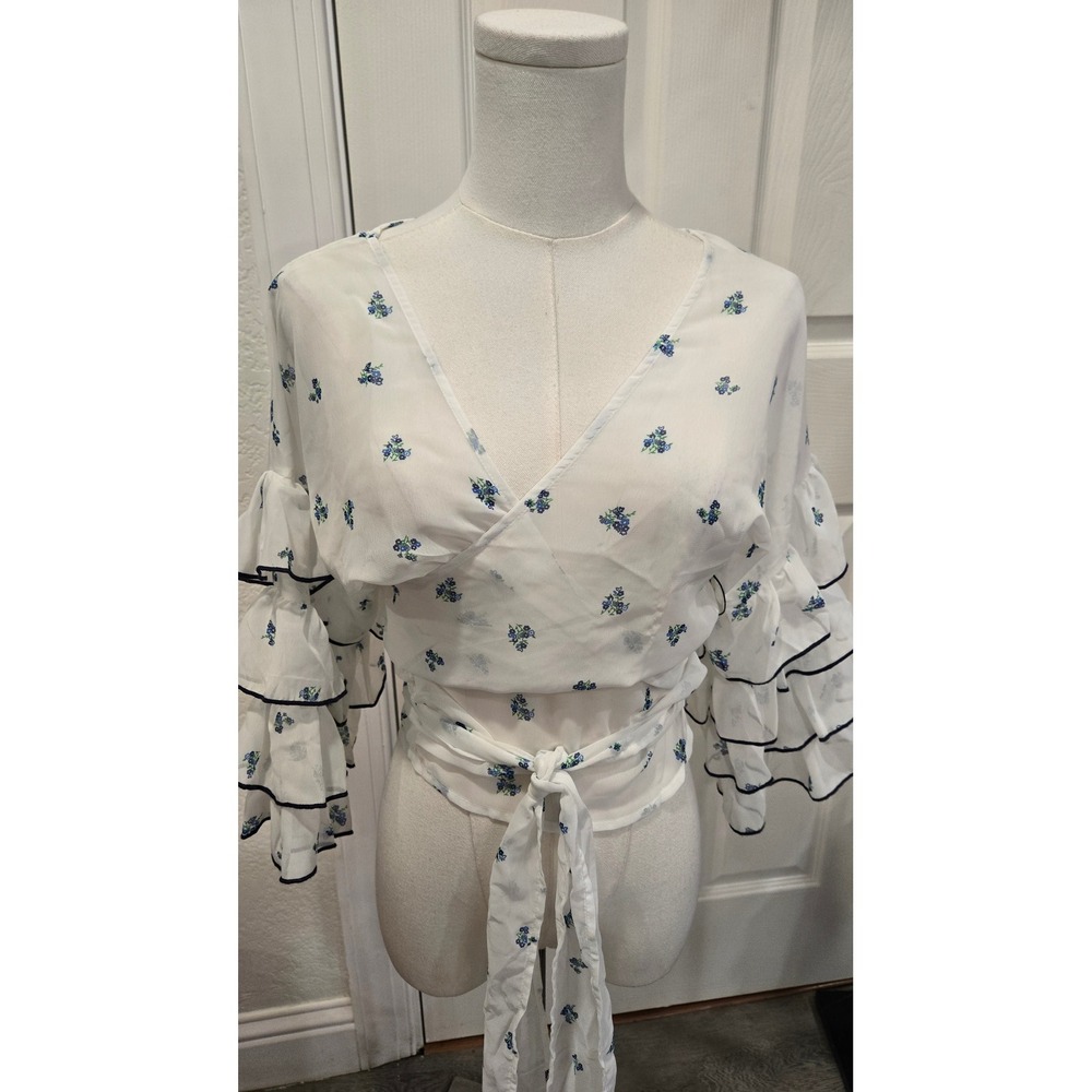 Haute Monde Floral Wrap Top White Blue Ruffle Tiered Sleeve Tie Waist Large